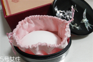 謝馥春鴨蛋粉怎么用使用方法 謝馥春鴨蛋粉78和198的區別