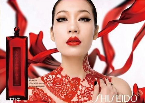資生堂紅色蜜露搭配什么使用效果最好 資生堂經典之作