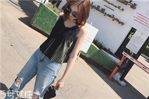 牛仔褲有味道有毒嗎？少量異味是正常現象