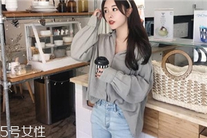牛仔褲顏色太深怎么辦？牛仔褲褪色需謹慎