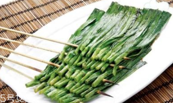 韭菜怎么保存時(shí)間長(zhǎng)？真空保存最持久