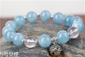 藍水晶手鏈多少錢？普通的百元以內