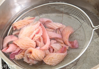魷魚(yú)上面的膜怎么處理 