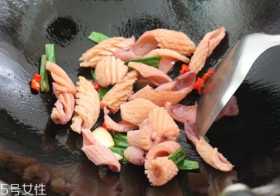 魷魚(yú)上面的膜怎么處理 