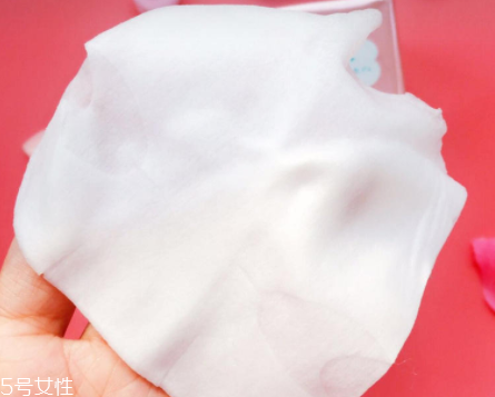 露露倫面膜用完要洗嗎？補水面膜無需清洗