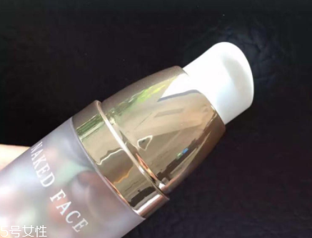 holika隔離霜好用嗎？性價比極高的干皮隔離霜