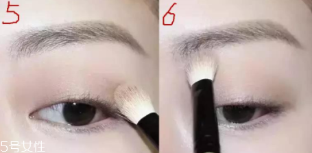 不畫(huà)眼線只涂睫毛膏行嗎？這么涂睫毛膏能放大雙眼