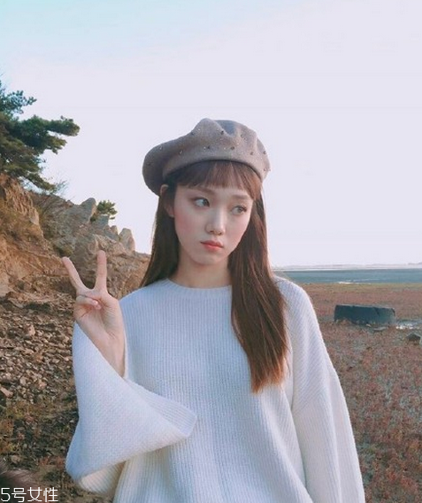 李圣經同款美瞳是什么牌子 天生瞳孔自帶琥珀色