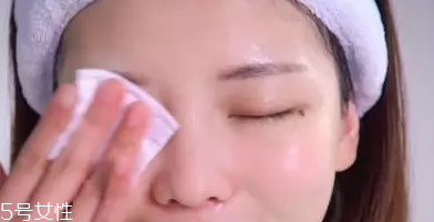 草莓鼻用什么產品最有效？4款產品讓鼻頭亮麗潔凈