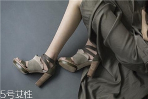 高跟鞋鞋頭蹭了怎么辦？三招修補(bǔ)破損鞋頭