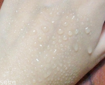 碧柔藍管防曬有酒精嗎？酒精過敏者慎用