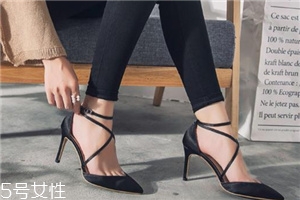 高跟鞋開膠了怎么辦？高跟鞋脫膠這樣處理