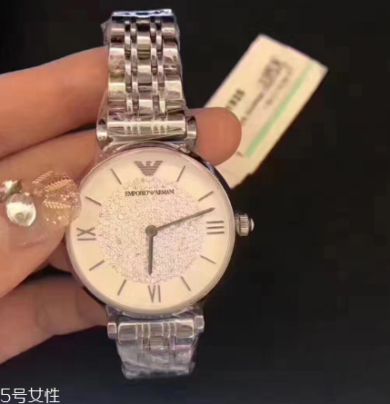 armani阿瑪尼滿天星手表防水嗎？