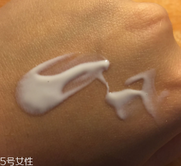 怡麗絲爾金管銀管區別 資生堂elixir金管銀管防曬比較
