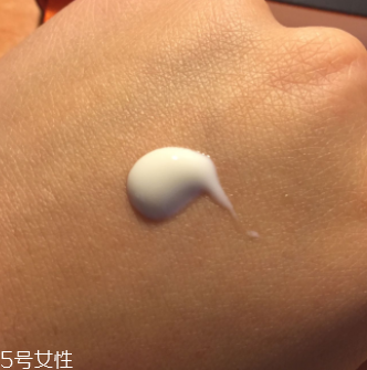 怡麗絲爾金管銀管區別 資生堂elixir金管銀管防曬比較