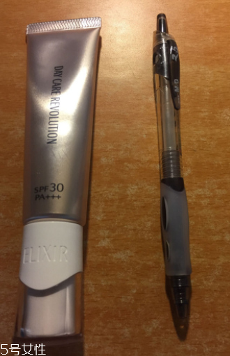 怡麗絲爾金管銀管區別 資生堂elixir金管銀管防曬比較