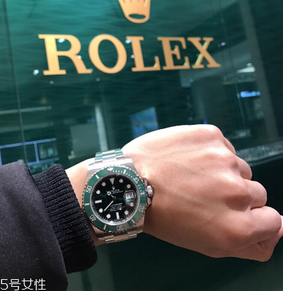 勞力士綠水鬼多少錢？最經典的那抹綠