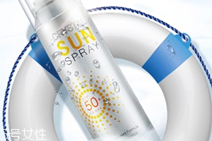 防曬噴霧和粉餅可以一起用嗎？