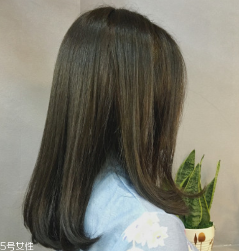 文藝短發女生發型圖片 自然有個性不撞臉
