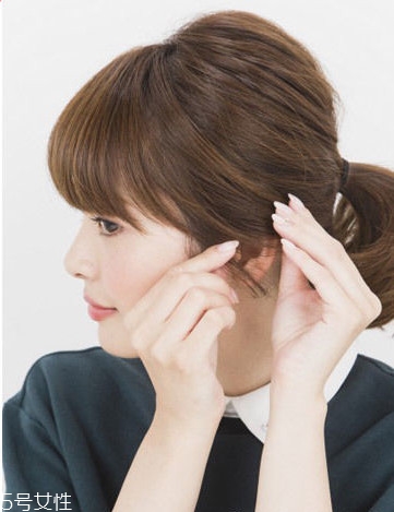 齊肩發怎么扎好看 女生扎發發型大全