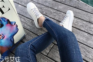 帆布鞋太大了怎么辦？鞋子選碼要仔細