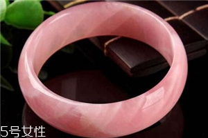 粉晶手鐲一般多少錢？高品質多為上千元
