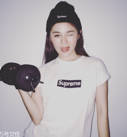 supreme在哪有實體店？時尚潮人的必備款