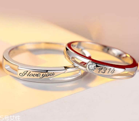 婚戒可以戴右手嗎？沒有明確的規定