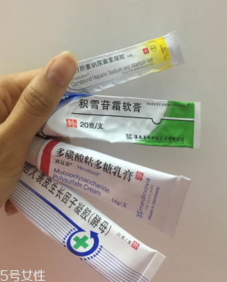 痘印顏色加深是怎么回事？補(bǔ)水還不夠