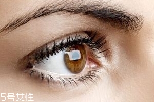 葉黃素能治白內障嗎？有一定改善作用