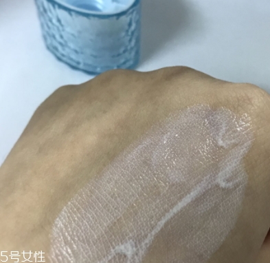 防曬乳可以當(dāng)隔離用嗎？不可用在妝前