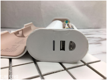 歐樂b電動牙刷怎么樣？四個刷頭很好用