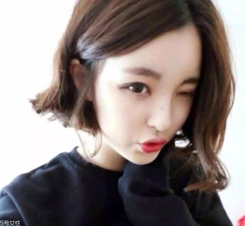 圓臉方臉適合什么扎發？2018流行少女扎發