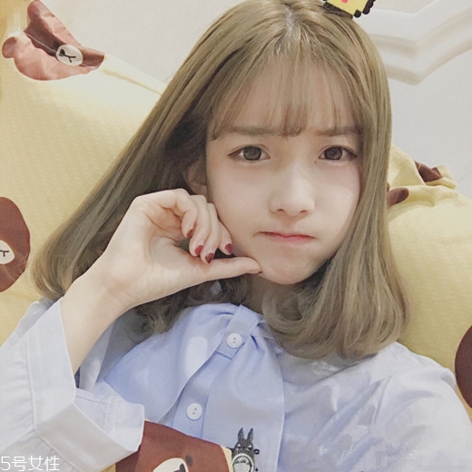 齊肩直發怎么扎好看 凸顯女神清純