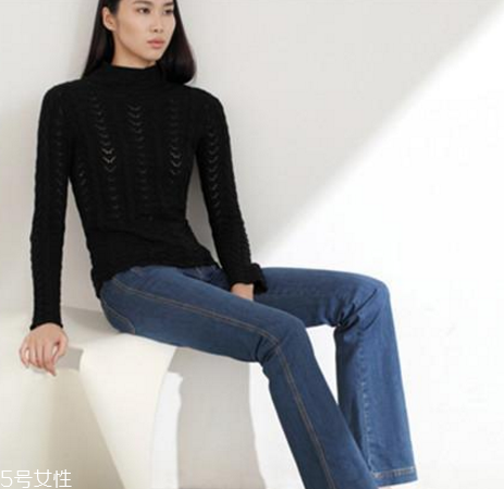 春天喇叭褲配什么上衣？搭出復古新時尚