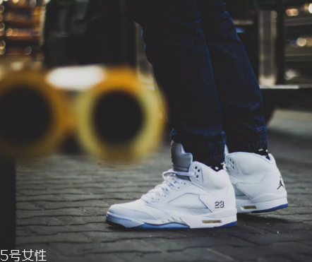 小白鞋洗了變黃怎么辦？小白鞋越洗越黃補救方法