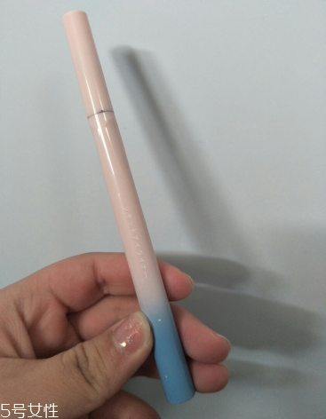 名創優品唇釉試色 名創優品小方管唇釉