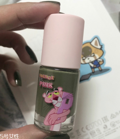名創優品粉紅豹指甲油怎么樣 名創優品指甲油教程