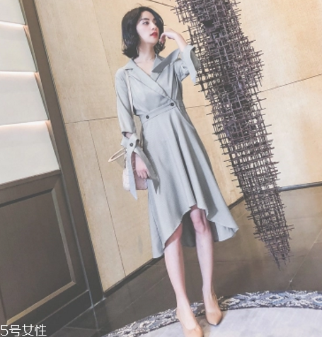 微胖女生穿什么裙子好看？微胖女生穿搭圖片