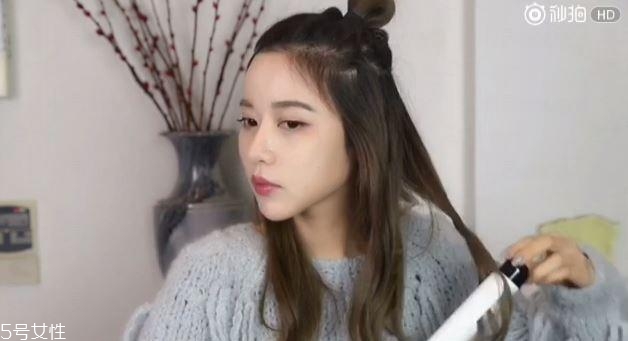 蓬松微曲卷發教程 微卷發型女中長發圖片