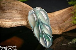 翡翠葉子的寓意是什么？翡翠樹葉寓意介紹