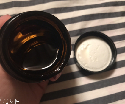 伊索b3c調(diào)理凝露多少錢(qián) 伊索b3c調(diào)理凝露要避光嗎