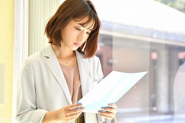 早安卷發型燙得出來嗎 早安卷發型怎么弄步驟