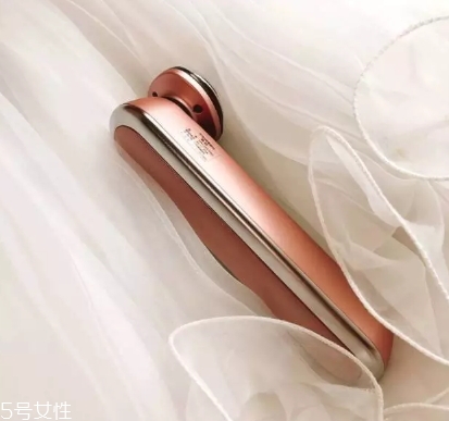 雅萌射頻美容儀怎么樣？雅萌Bloom射頻美容儀效果評測