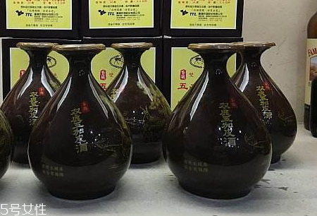 五加皮酒多少度 五加皮酒度數高嗎