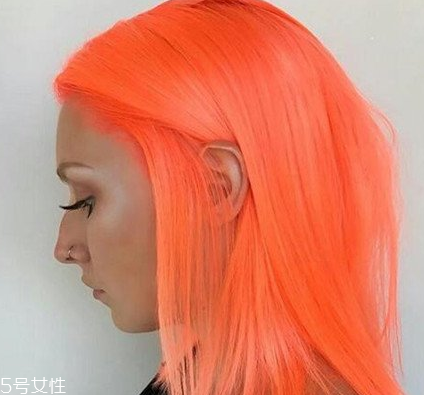 橙色頭發顯黑嗎 橙色發色圖片大全