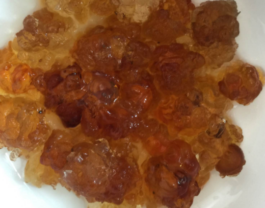 桃膠能治胃病嗎？胃病吃桃膠好嗎？