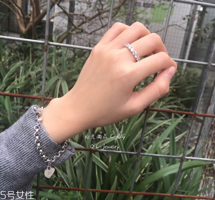手鏈發黑如何清洗？手鏈變黑了怎么辦