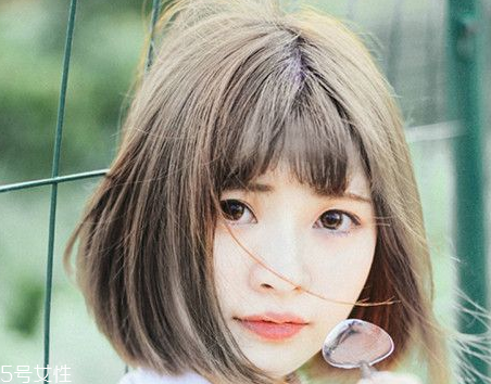 留什么發型顯年輕洋氣 30歲的女人適合什么發型圖片