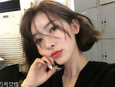 留什么發型顯年輕洋氣 30歲的女人適合什么發型圖片